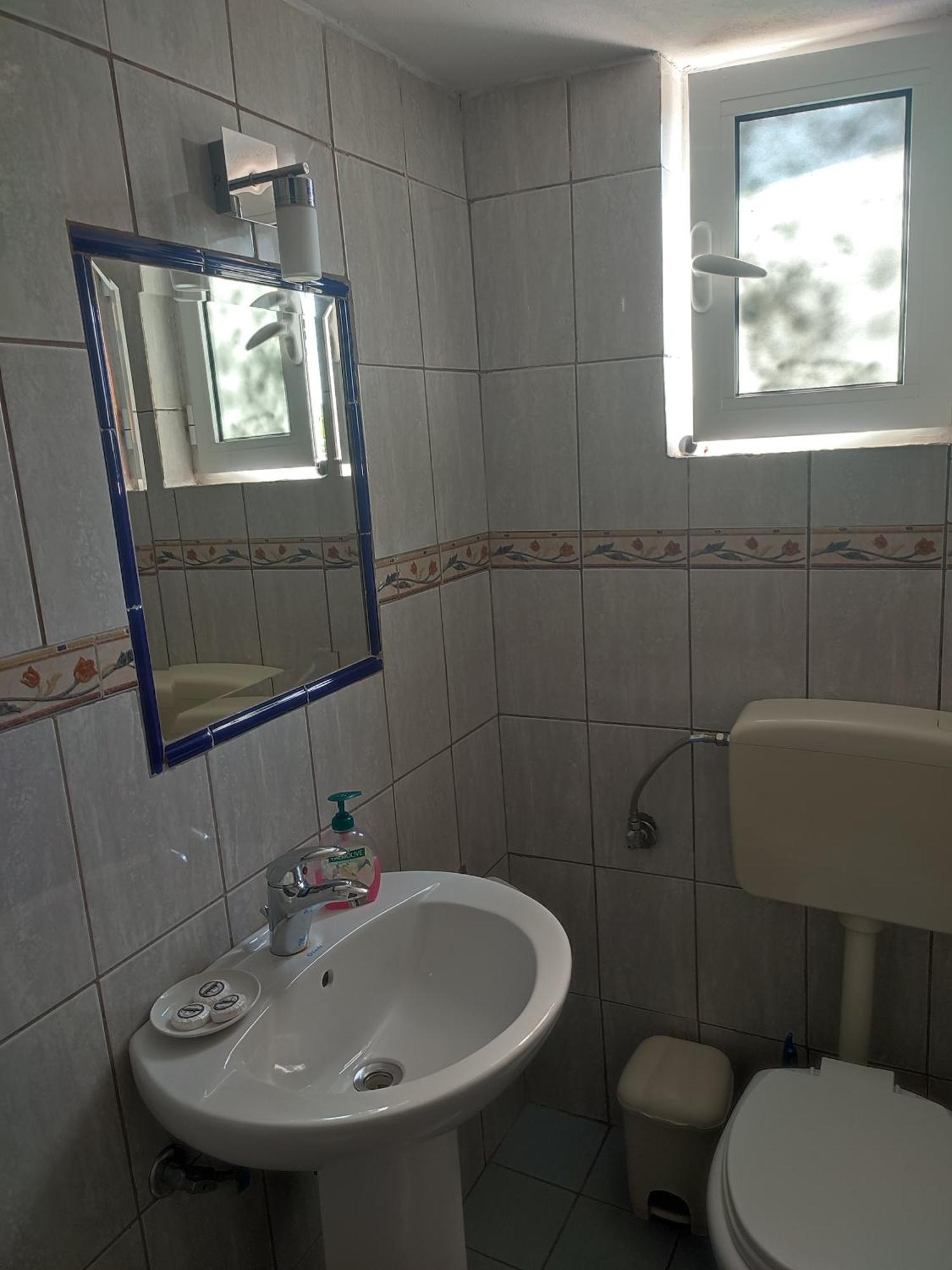 Bella Vista Hotel Himare Room photo